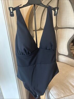 NWT Black Women's One-Piece V-Neck Swimsuit M